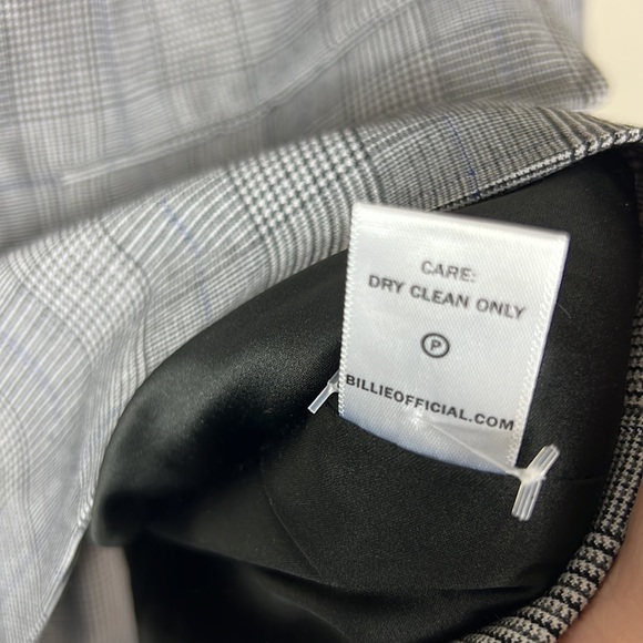 Billie The Label Plaid Diana Blazer - Picture 7 of 9